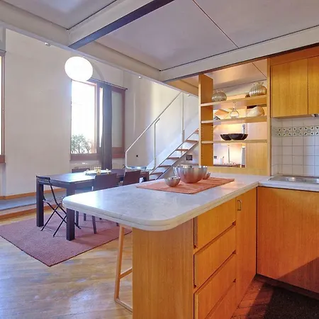 Tower Farnese Penthouse Apartment *